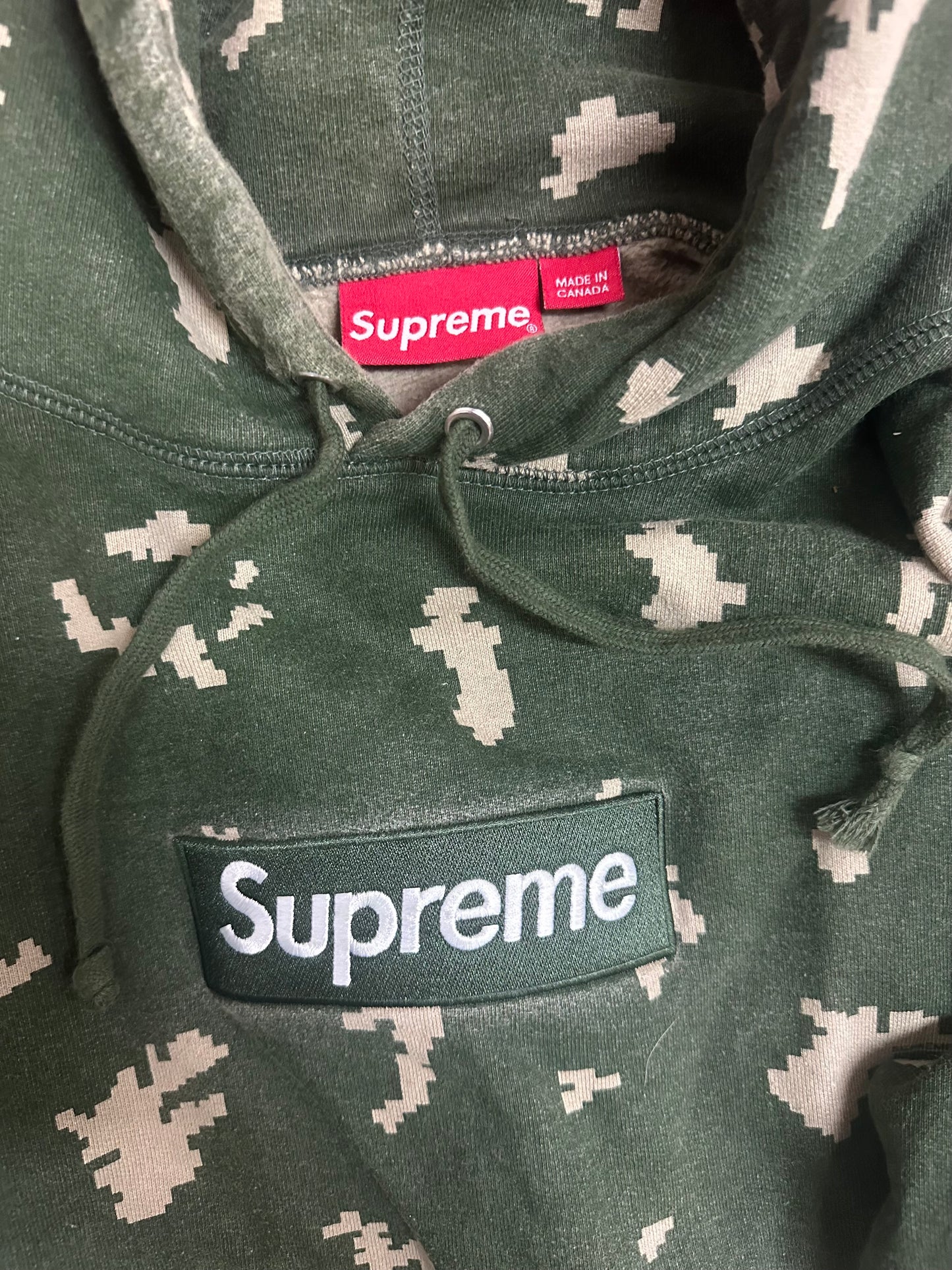 Felpa con Cappuccio Supreme Box Logo Camo Digitale Size L